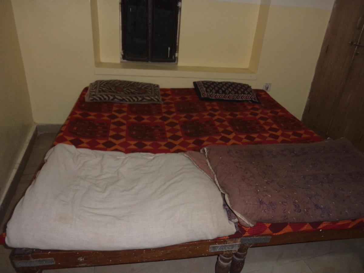 Hotel Rajhans Jaipur Ngoại thất bức ảnh